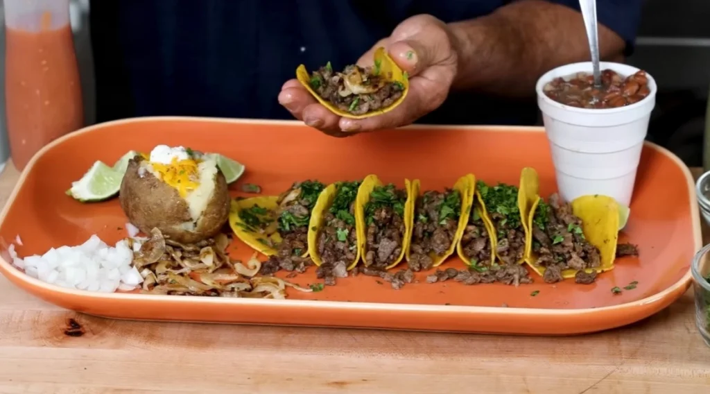 what is a street taco
